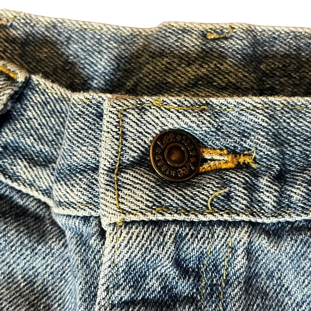 Vintage Lee Union Made High Waisted Straight Jeans with Classic Fit